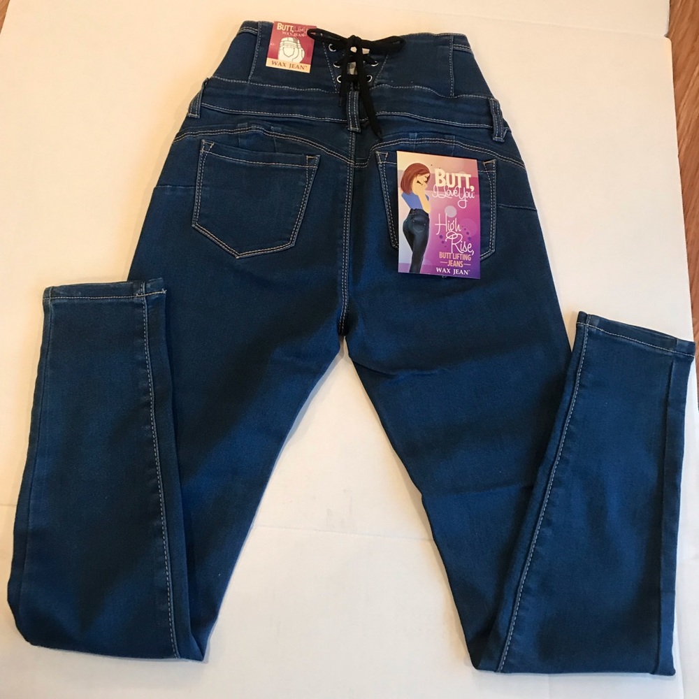 ๐ BUTT LIFTING JEANS - Picture 7 of 9